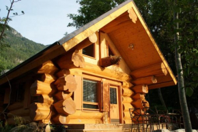 Гостиница Porteau Cove Olympic Legacy Cabins  Ферри Крик